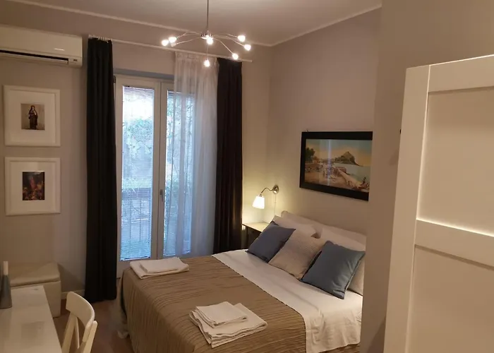 Private Bathroom King Room
