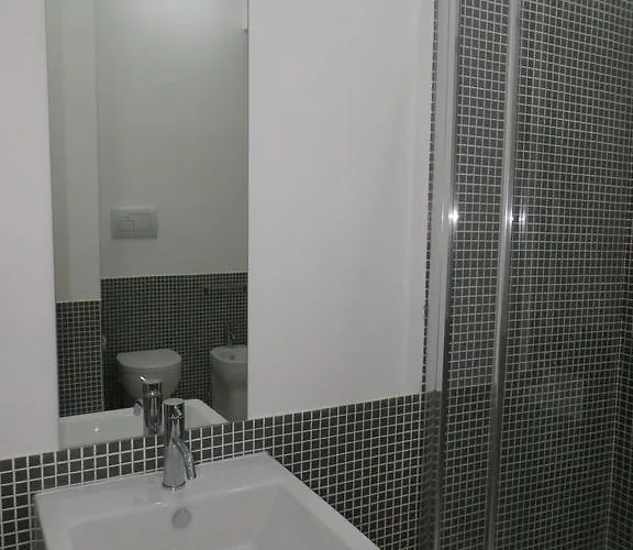 Private Bathroom King Room
